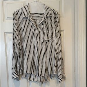 Velvet Heart Black and White Button Down Shirt